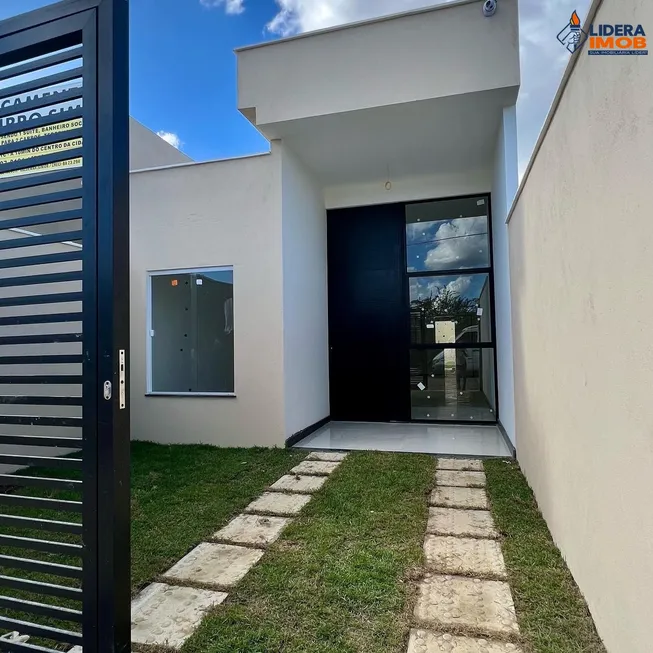 Foto 1 de Casa com 3 Quartos à venda, 78m² em SIM, Feira de Santana