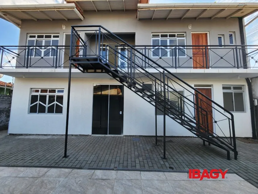 Foto 1 de Apartamento com 1 Quarto para alugar, 28m² em Jardim Eldorado, Palhoça