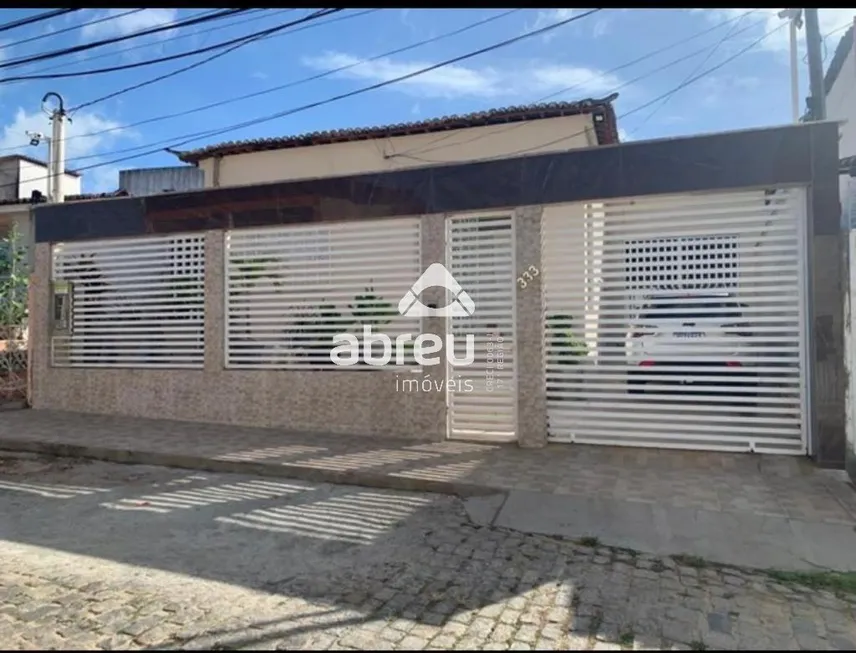 Foto 1 de Casa com 1 Quarto à venda, 190m² em Alecrim, Natal