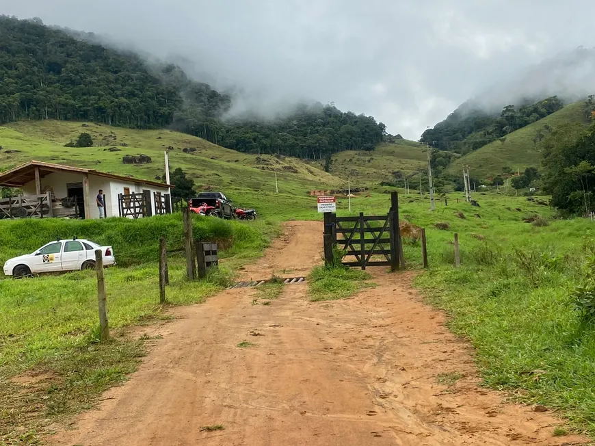 Foto 1 de Fazenda/Sítio com 4 Quartos à venda, 920000m² em Centro, Itagi