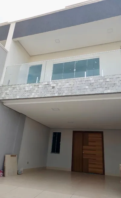 Foto 1 de Sobrado com 4 Quartos à venda, 285m² em Jardim Atlântico, Goiânia