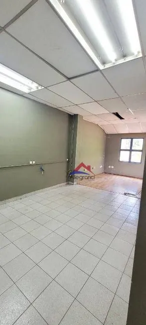 Foto 1 de Galpão/Depósito/Armazém para alugar, 868m² em Tatuapé, São Paulo