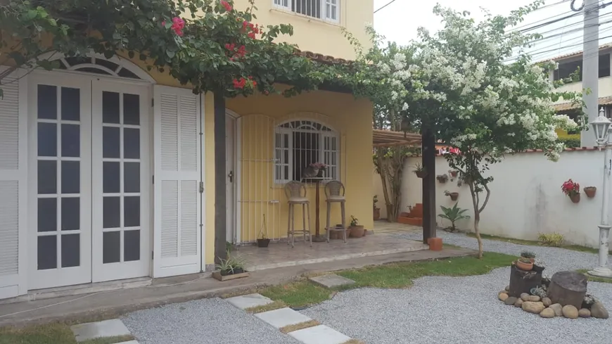 Foto 1 de Casa com 4 Quartos à venda, 130m² em Jardim Excelsior, Cabo Frio