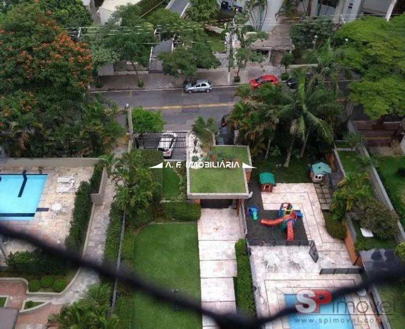 Foto 1 de Apartamento com 4 Quartos à venda, 210m² em Vila Liberdade, Presidente Prudente