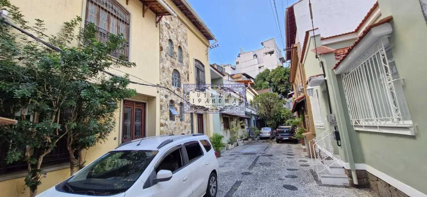 Foto 1 de Casa com 6 Quartos à venda, 300m² em Tijuca, Rio de Janeiro