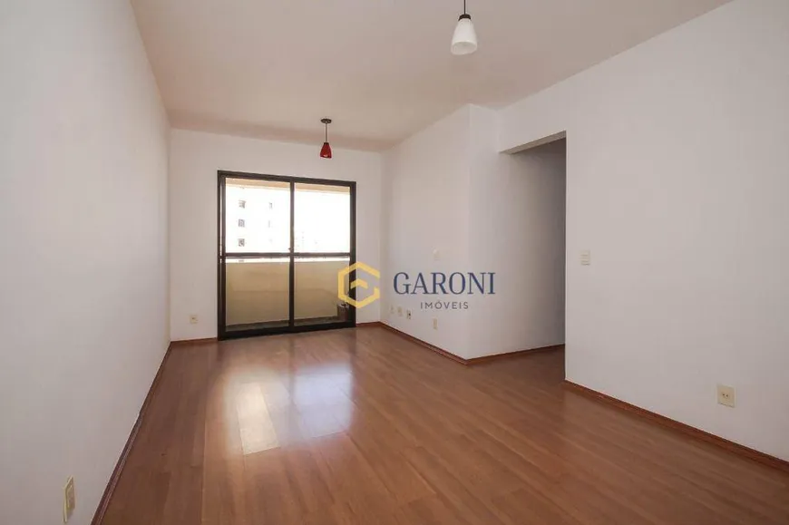 Foto 1 de Apartamento com 3 Quartos para alugar, 76m² em Vila Hamburguesa, São Paulo