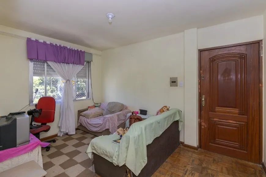 Foto 1 de Apartamento com 3 Quartos à venda, 82m² em Jardim Lindóia, Porto Alegre