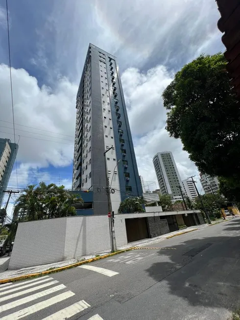 Foto 1 de Apartamento com 4 Quartos à venda, 122m² em Rosarinho, Recife