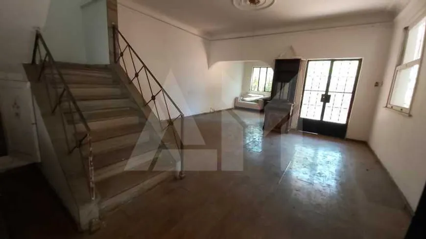 Foto 1 de Casa com 3 Quartos à venda, 309m² em Vila Isabel, Rio de Janeiro