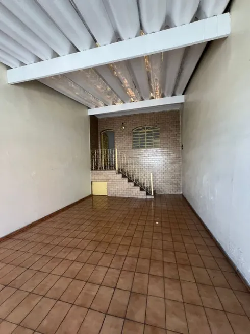 Foto 1 de Casa com 2 Quartos à venda, 85m² em Centro, Mogi das Cruzes