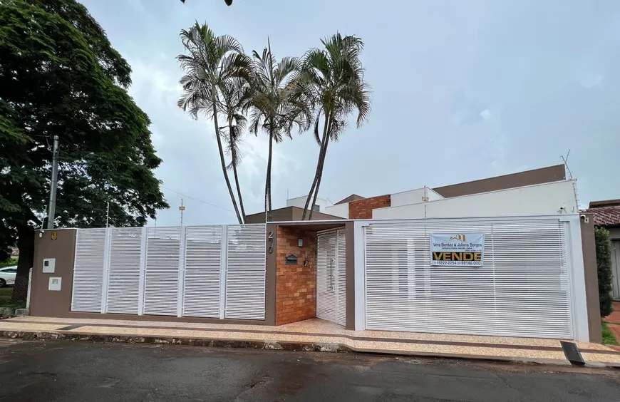Foto 1 de Casa com 3 Quartos à venda, 220m² em Vila Rica, Campo Grande