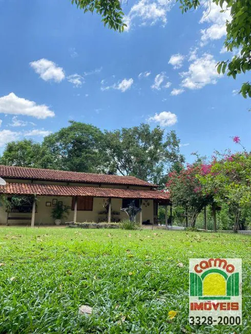 Foto 1 de Fazenda/Sítio com 4 Quartos à venda, 193600m² em Zona Rural, Pirenópolis