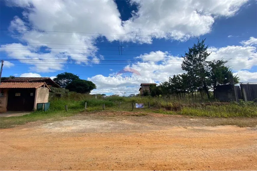 Foto 1 de Lote/Terreno à venda, 978m² em Salvaterra, Juiz de Fora