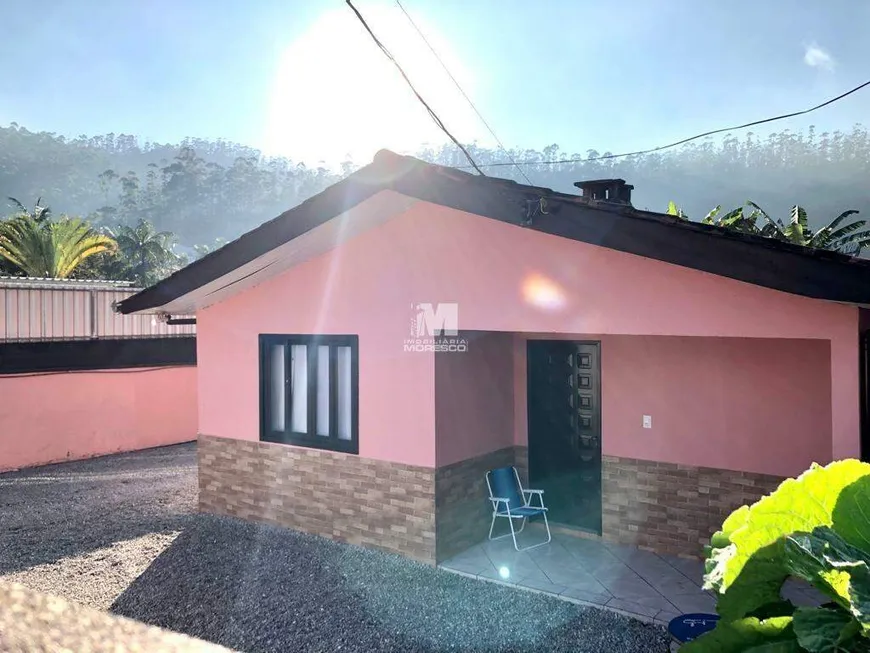 Foto 1 de Casa com 3 Quartos à venda, 135m² em , Guabiruba