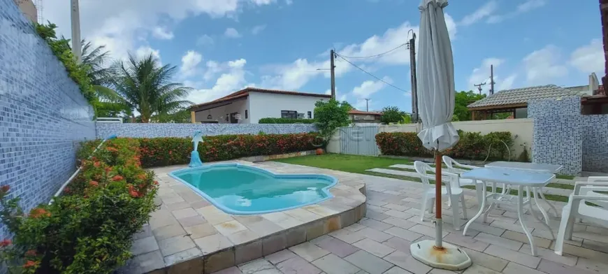 Foto 1 de Casa de Condomínio com 3 Quartos à venda, 156m² em Praia do Cupe, Ipojuca