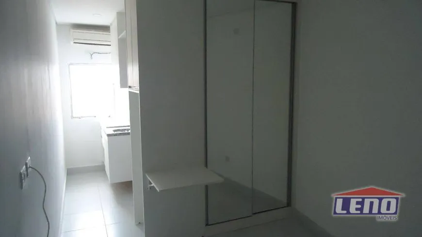 Foto 1 de Apartamento com 1 Quarto à venda, 18m² em Vila Marieta, São Paulo