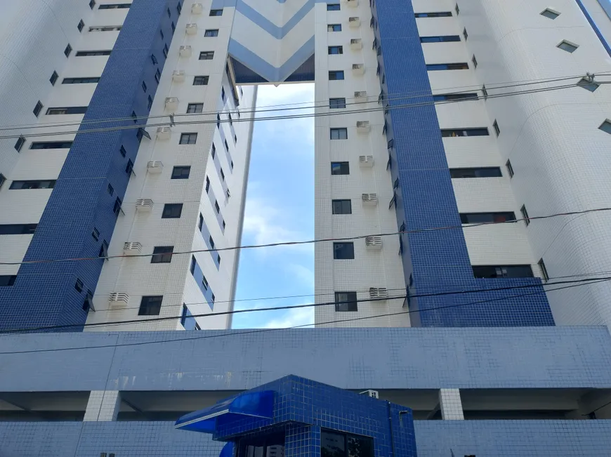 Foto 1 de Apartamento com 3 Quartos à venda, 115m² em Boa Viagem, Recife