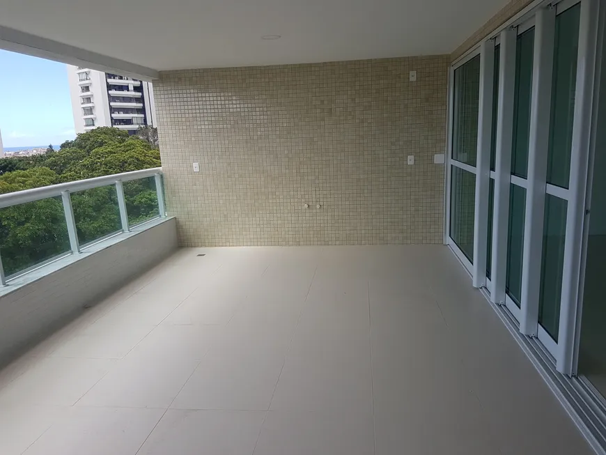 Foto 1 de Apartamento com 4 Quartos à venda, 214m² em Horto Florestal, Salvador