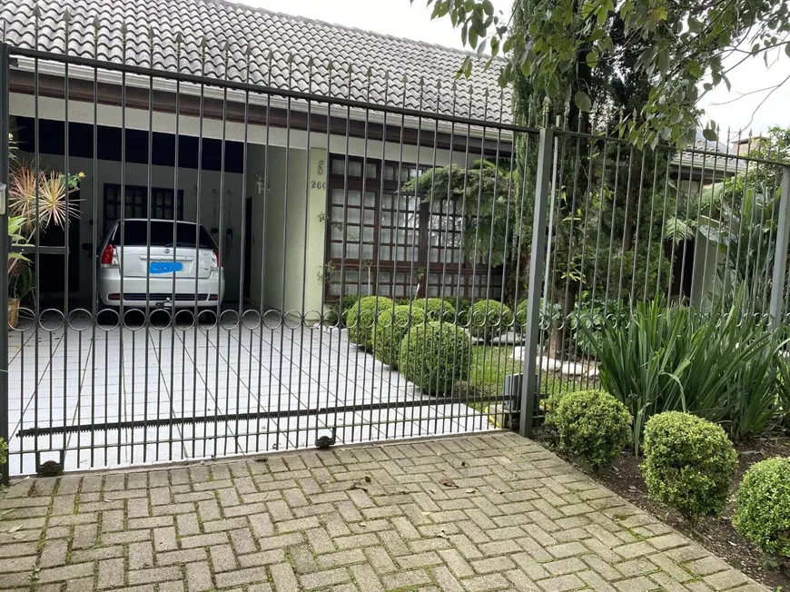Foto 1 de Casa com 5 Quartos à venda, 20m² em São Braz, Curitiba