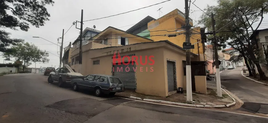 Foto 1 de Casa de Condomínio com 4 Quartos à venda, 178m² em Vila Prq, São Paulo