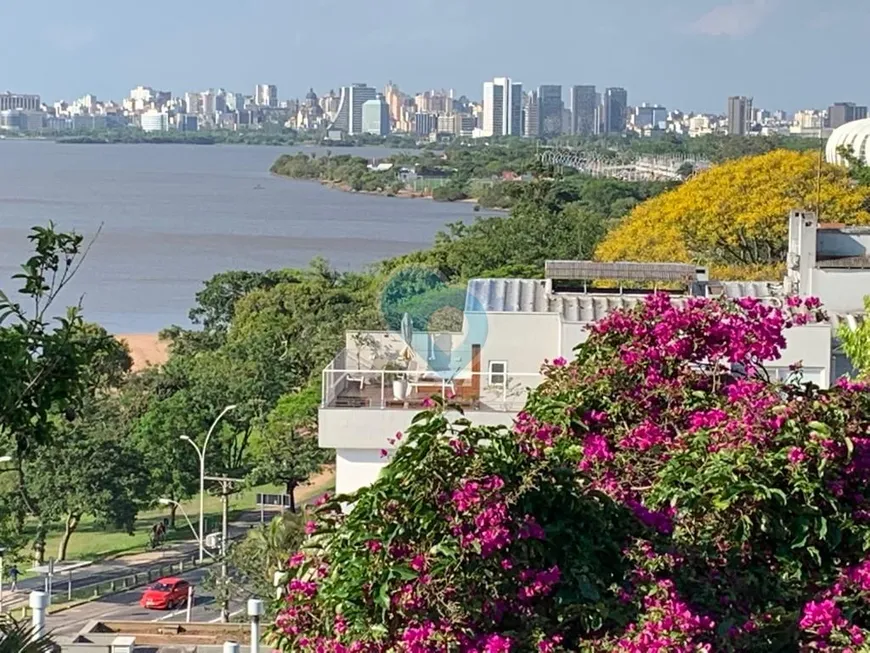 Foto 1 de Apartamento com 3 Quartos à venda, 315m² em Cristal, Porto Alegre