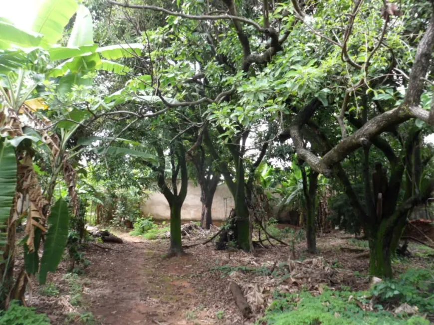 Foto 1 de Lote/Terreno à venda, 1880m² em São Gonçalo, Belo Horizonte