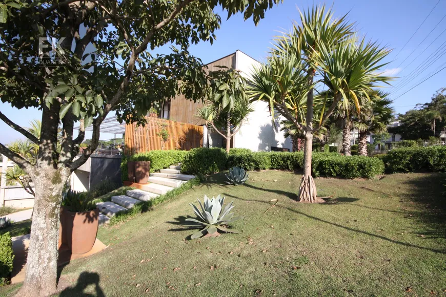 Foto 1 de Casa de Condomínio com 4 Quartos para alugar, 886m² em Residencial Morada dos Lagos, Barueri