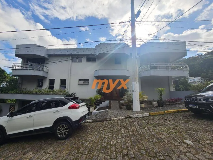 Foto 1 de Casa com 6 Quartos à venda, 705m² em Marapé, Santos