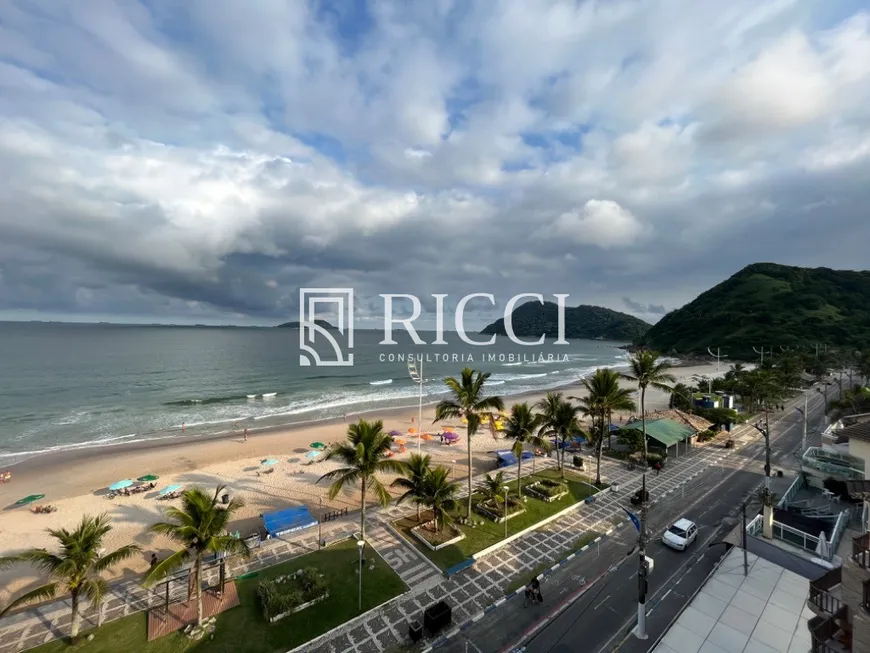 Foto 1 de Apartamento com 2 Quartos à venda, 145m² em Praia do Tombo, Guarujá