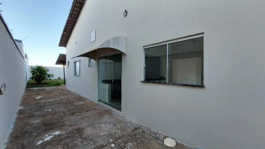 Foto 1 de Casa com 3 Quartos à venda, 95m² em Alto Umuarama, Uberlândia