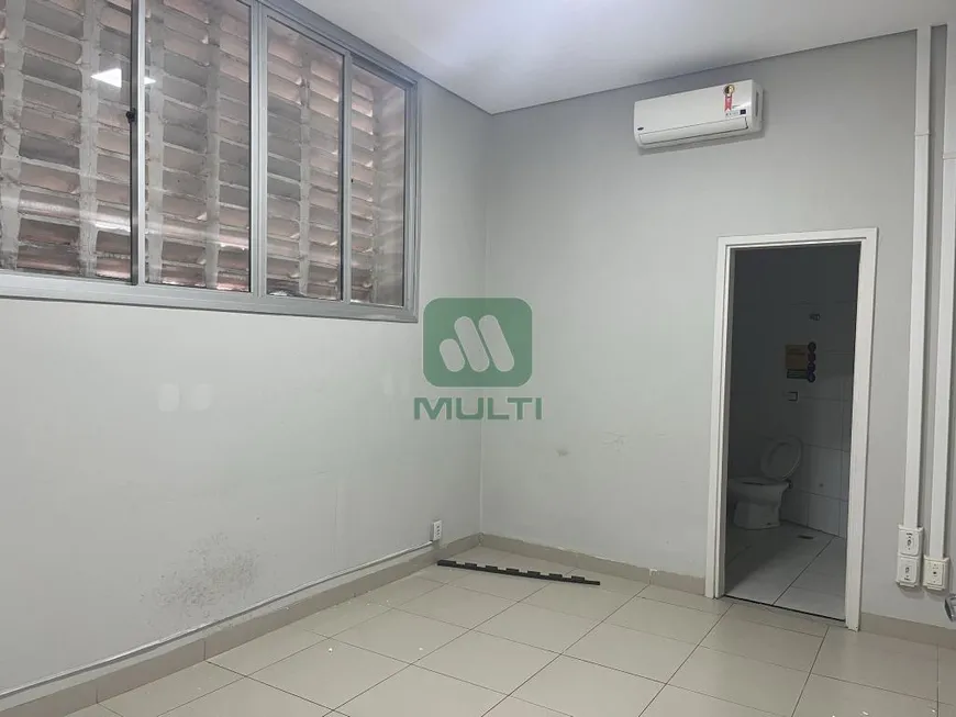 Foto 1 de Casa com 1 Quarto para alugar, 1600m² em Centro, Uberlândia