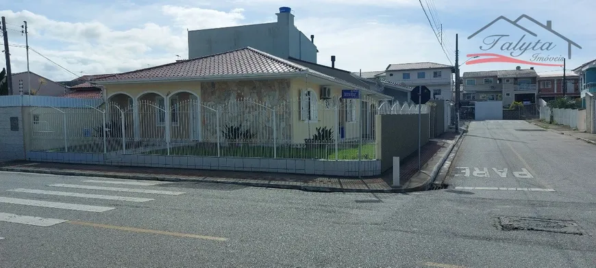 Foto 1 de Casa com 3 Quartos à venda, 136m² em Jardim Cidade de Florianópolis, São José