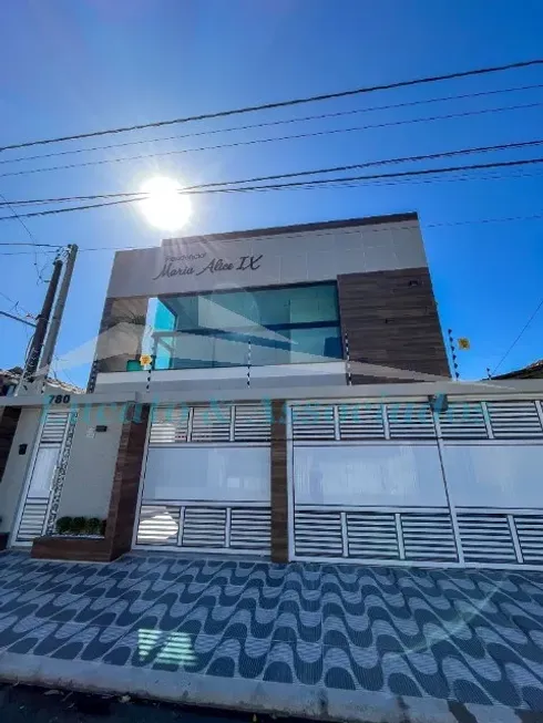 Foto 1 de Casa com 2 Quartos à venda, 56m² em Maracanã, Praia Grande