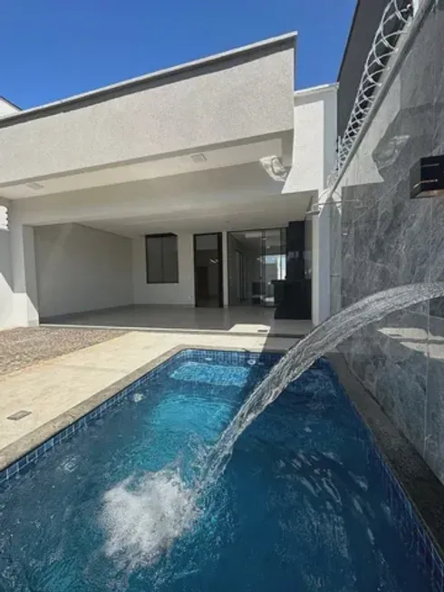 Foto 1 de Casa com 2 Quartos à venda, 230m² em Jardim Virgínia , Guarujá