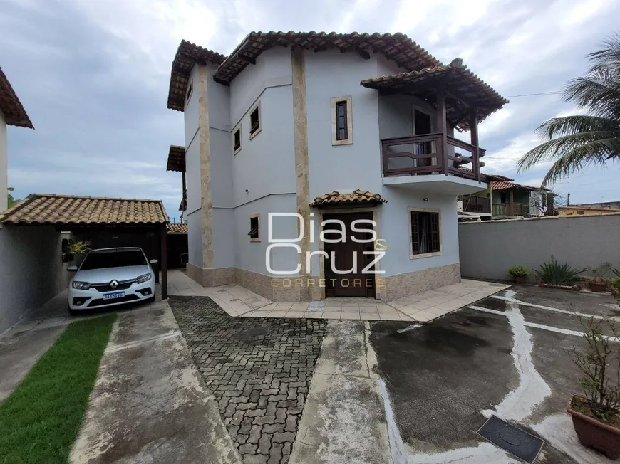 Foto 1 de Casa com 3 Quartos à venda, 155m² em Jardim Campomar, Rio das Ostras