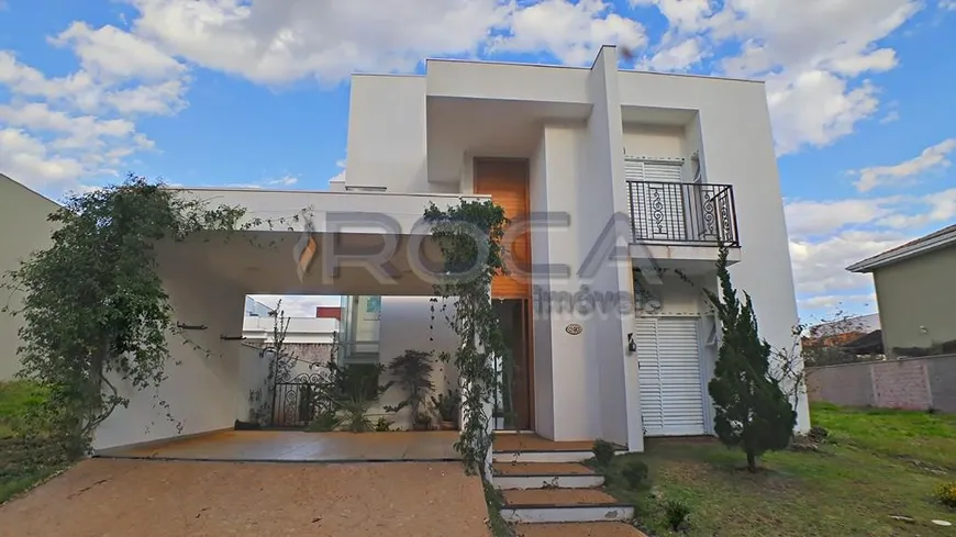 Foto 1 de Casa de Condomínio com 4 Quartos à venda, 290m² em Jardim Jockey Clube, São Carlos