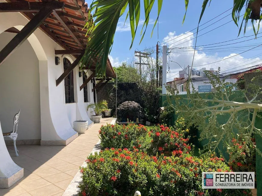 Foto 1 de Casa com 3 Quartos à venda, 510m² em Stiep, Salvador