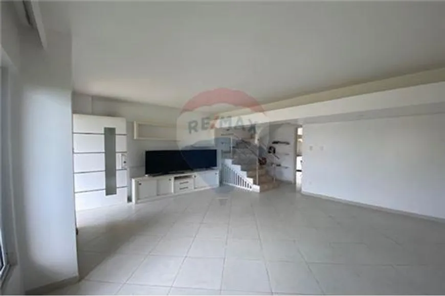 Foto 1 de Casa com 2 Quartos à venda, 125m² em Patamares, Salvador