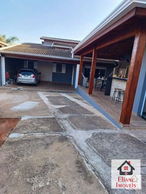 Foto 1 de Casa com 3 Quartos à venda, 250m² em Jardim Novo Ângulo, Hortolândia