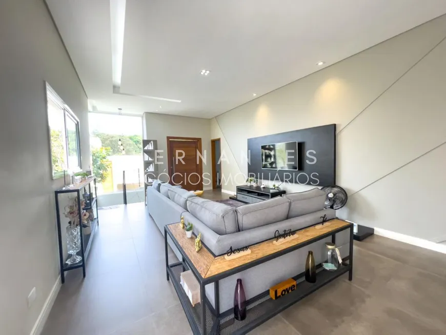Foto 1 de Casa de Condomínio com 3 Quartos à venda, 270m² em Aldeia da Serra, Barueri