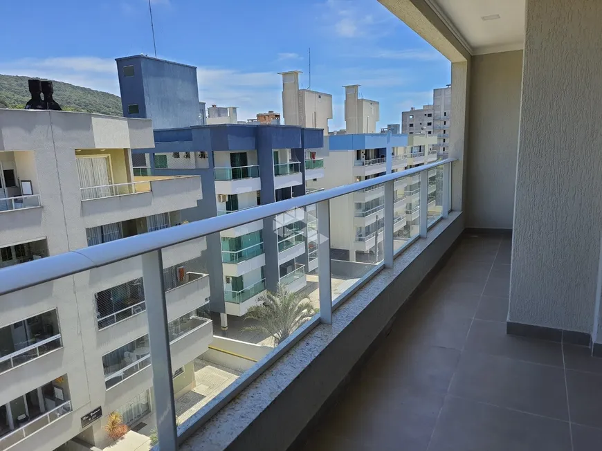 Foto 1 de Apartamento com 3 Quartos à venda, 100m² em Bombas, Bombinhas