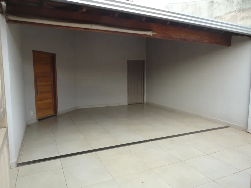 Foto 1 de Casa com 3 Quartos à venda, 150m² em Residencial Regissol I, Mirassol