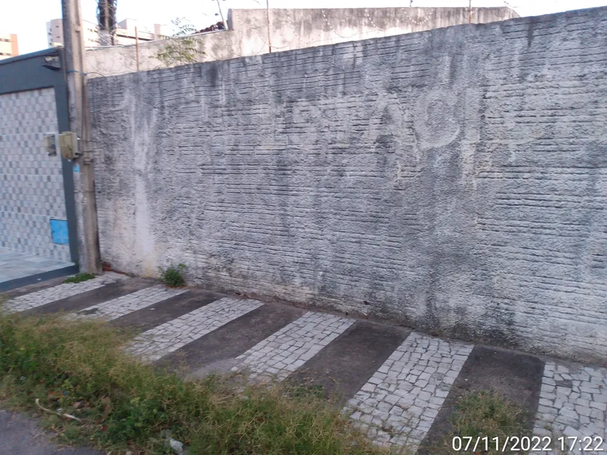 Foto 1 de Lote/Terreno para alugar, 792m² em Vicente Pinzon, Fortaleza