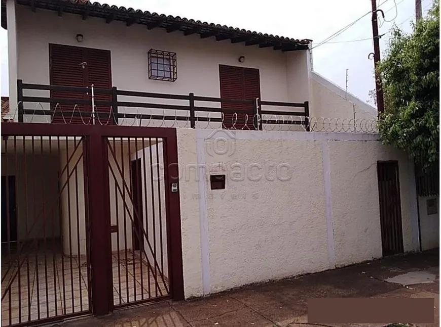 Foto 1 de Casa com 3 Quartos à venda, 200m² em Parque Industrial, São José do Rio Preto