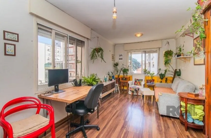 Foto 1 de Apartamento com 1 Quarto à venda, 44m² em Bom Fim, Porto Alegre