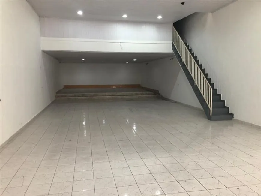 Foto 1 de Ponto Comercial para alugar, 310m² em Santana, São Paulo
