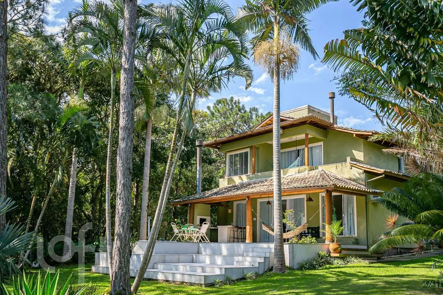 Foto 1 de Casa com 4 Quartos à venda, 350m² em Barra da Lagoa, Florianópolis