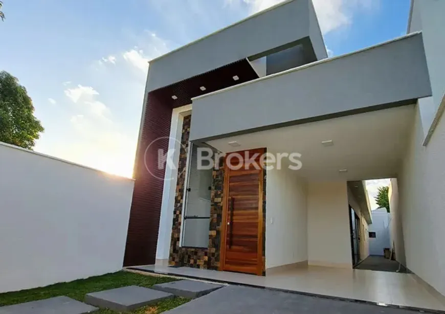 Foto 1 de Casa com 3 Quartos à venda, 132m² em Setor Faiçalville, Goiânia