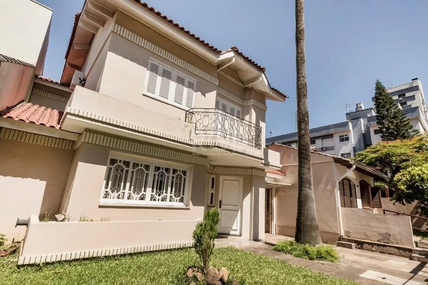 Foto 1 de Casa com 3 Quartos à venda, 376m² em Higienópolis, Porto Alegre