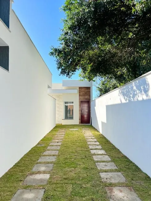 Foto 1 de Casa com 2 Quartos à venda, 72m² em Guriri, Cabo Frio